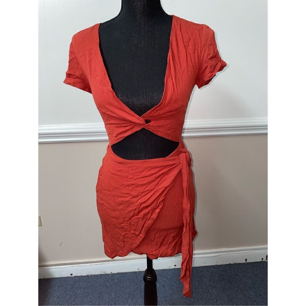 NWT Skylar + Madison Abba Wrap Up Mini in Rust- Rebel Violet